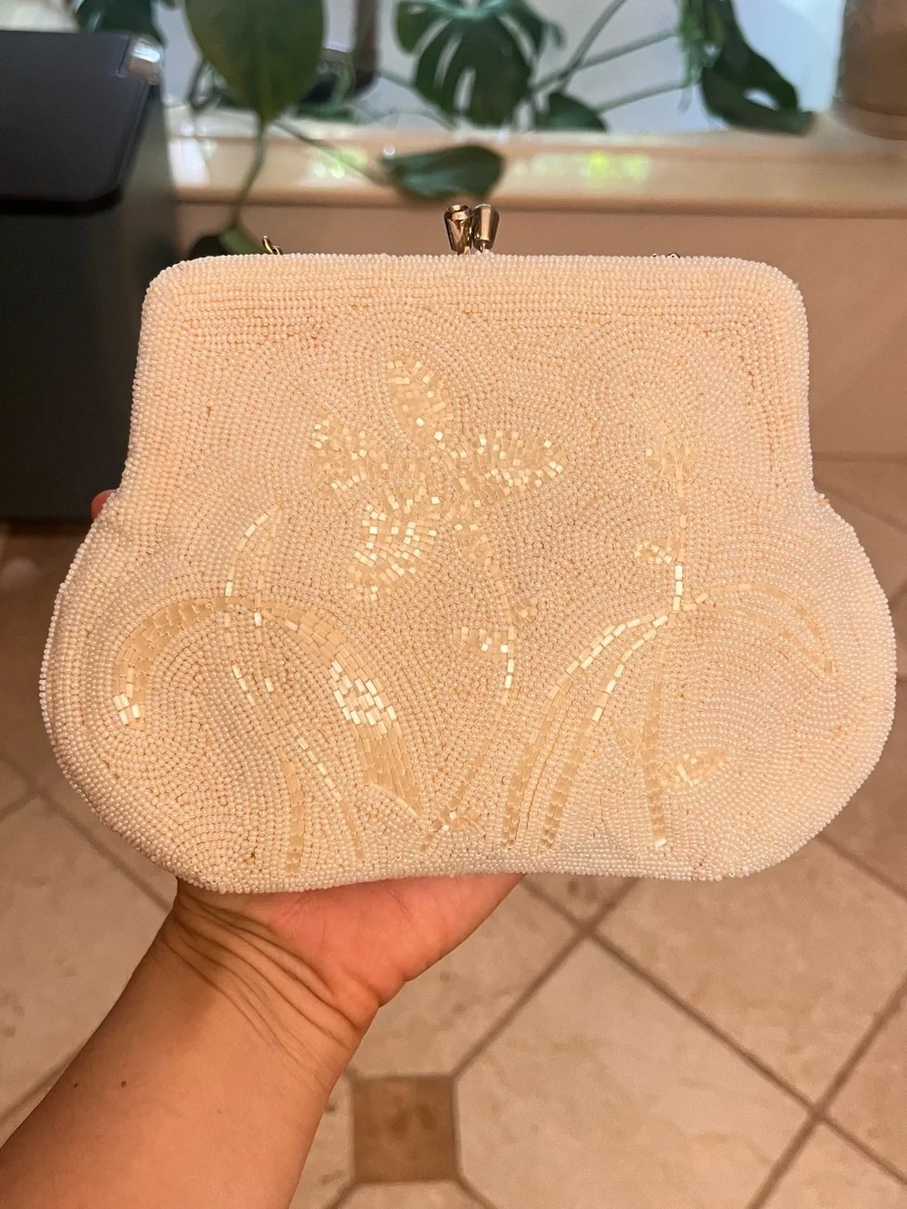La Regale White Beaded Evening Clutch with Floral Motif